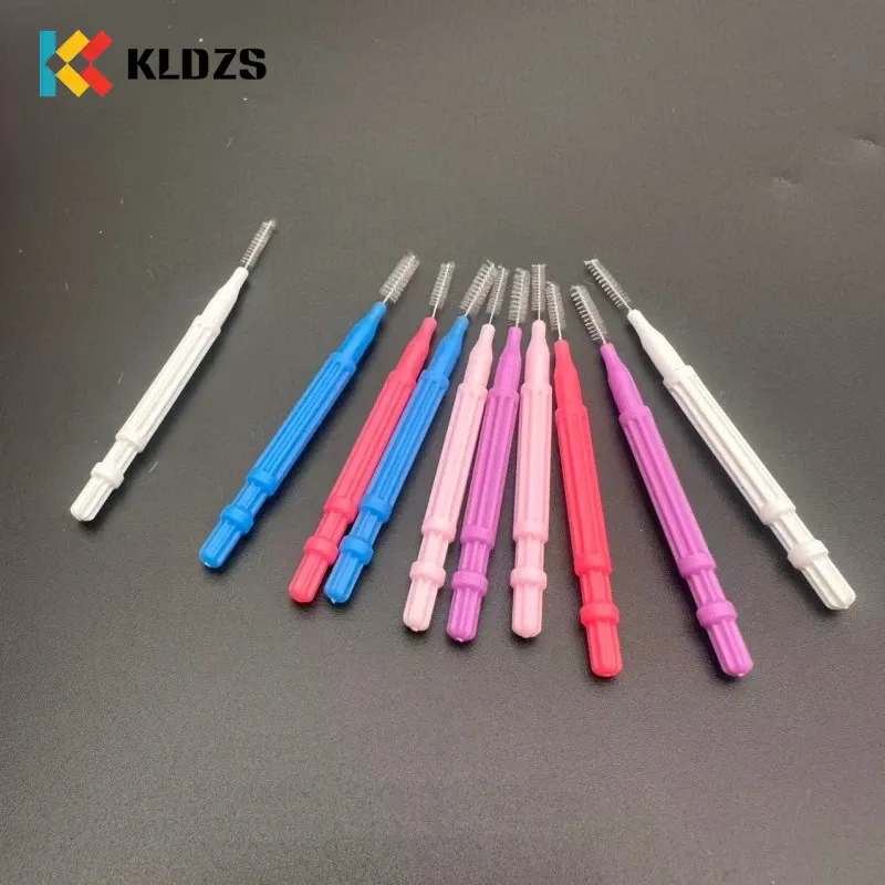 Recta Interdental Peniculus